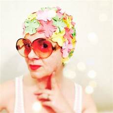 cuffia da bagno con fiori cuffie da piscina con fiori bellissimi costumi da bagno cuffia da bagno con fiori cuffie da piscina con fiori bellissimi costumi da bagno
