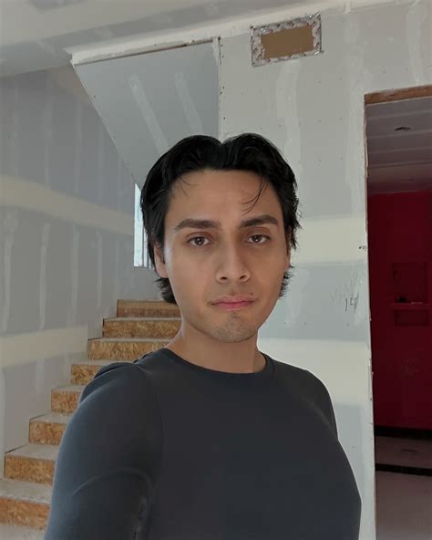 Andres Anguiano (@lavandree) • Instagram photos and videos