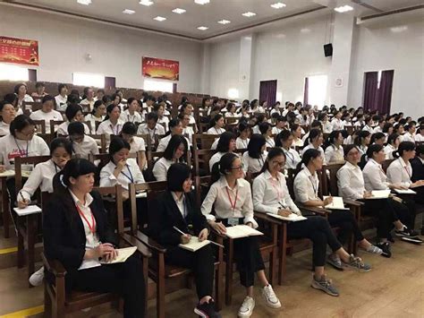 【人民网】闽江师范高等专科学校“弘爱微课·青春之问”-学生处