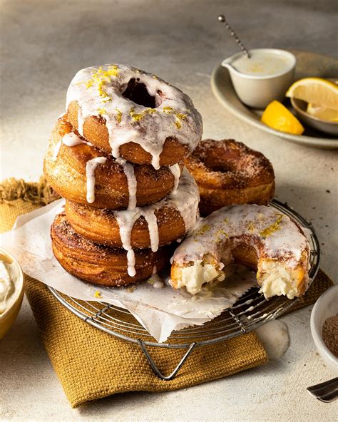 Cronuts met lemoncurd-mascarponevulling - Miljuschka