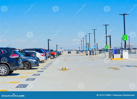 Los Angeles, California - April 9, 2024: Infrastructure of the Roof ...