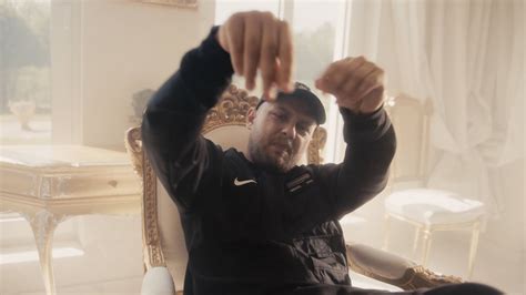 AK AusserKontrolle x Bonez MC – In meinem Benz – rappers.in Radar