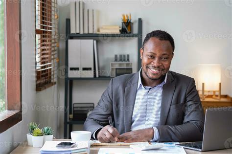 African American Businessman 的图像结果