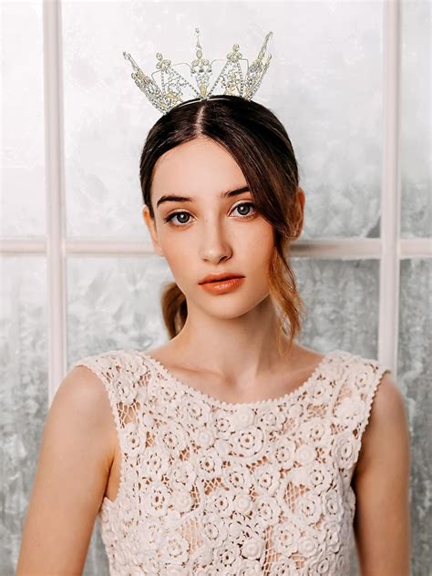 Buy AW BRIDAL Gold Crowns for Women Crystal Queen Crown Birthday Tiara ...