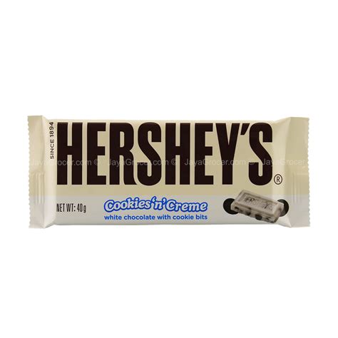 Hershey’s Cookies ‘n’ Crème White Chocolate Bar (2025) reviews
