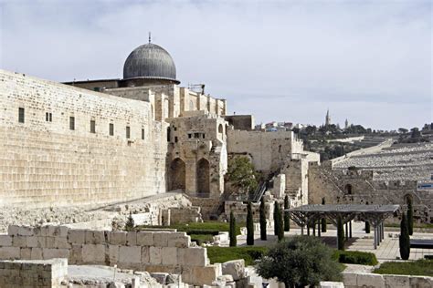 Al-Aqsa Mosque: History, architecture, importance and more | Knowledge News - News9live