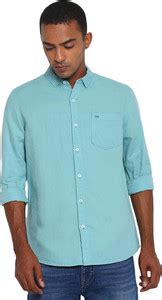 LEE Men Solid Casual Blue Shirt - Buy LEE Men Solid Casual Blue Shirt ...