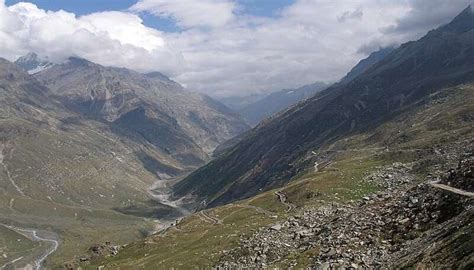 Rohtang Pass 2026: Permits, Best Time To Visit & How To Reach