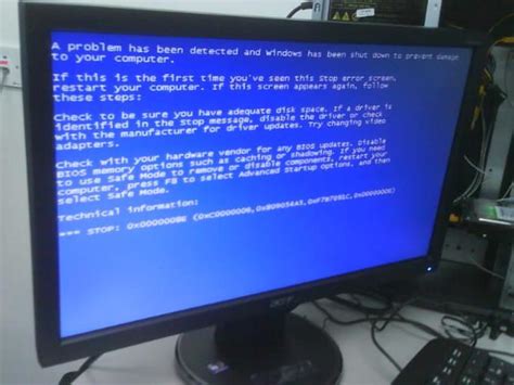 Computer Broken Blue 的图像结果