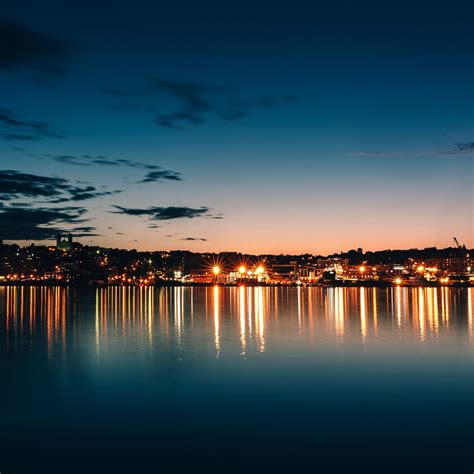 Download wallpaper 2780x2780 canada, night city, horizon, sky, sea ipad ...