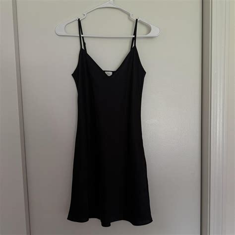 2xs black ‘wilfred only slip mini dress’ from aritzia - Depop