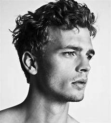 Mens Hairstyle Curly by 30 Curly Mens Hairstyles 2014 2015 The Best Mens Mens Hairstyle Curly