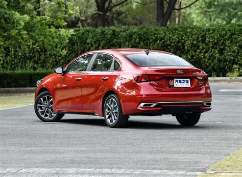新款起亚K3正式上市，共推出5款车型，售价10.98-13.18万元！