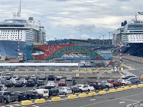 Glacier Fish Company building wrap on Seattle's Pier 91 | SuperGraphics