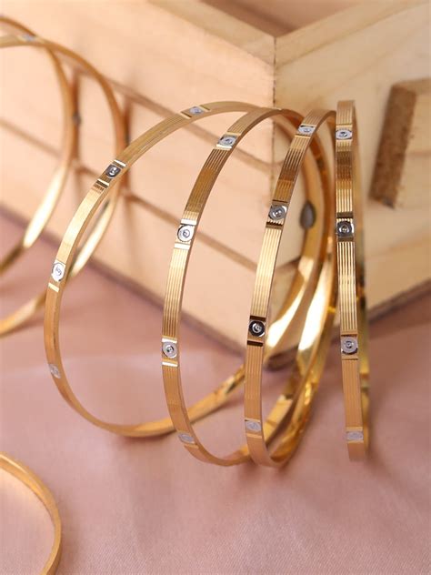 Anusha Designer Bangle ( Set of 8 ) - Zeraki Jewels