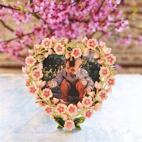 Bella Heart Picture Frame – OLIVIA RIEGEL®