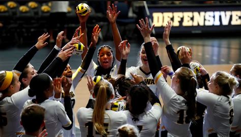 Women's volleyball: Iowa defeats No. 6 Wisconsin in 5 sets | NCAA.com