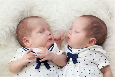 双胞胎的起名方法
