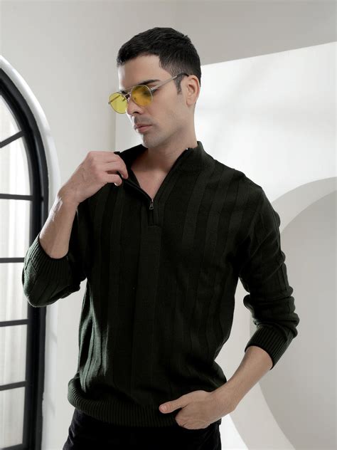 COBB OLIVE STRIPED ROUND NECK HALF-ZIPPER SWEATER – Cobbitalyofficial