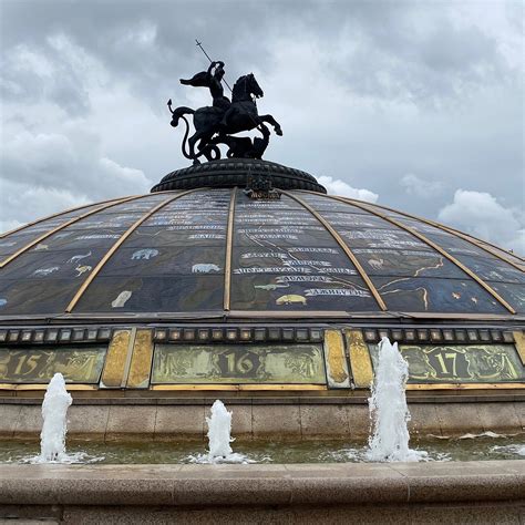 FOUNTAIN WORLD CLOCK - All You Need to Know BEFORE You Go 2026 (with ...