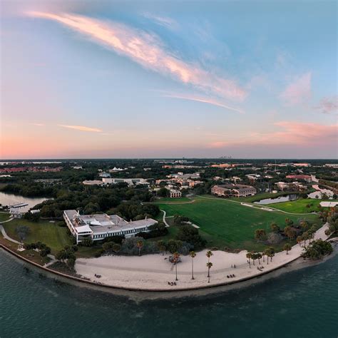 Eckerd College - Hillel International
