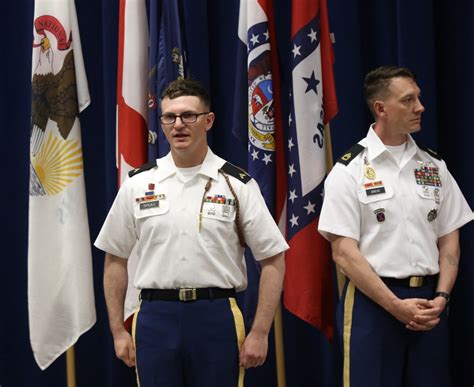 BLC Graduation 的图像结果