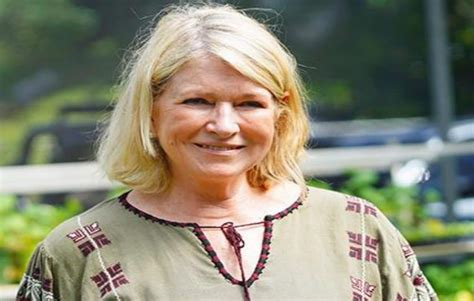 Martha Stewart age, net worth, height, wiki, family, biography and ...
