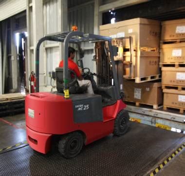 #1 Warehousing Company |3PL Warehousing | Transportation Service
