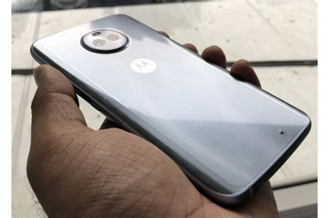Moto X4 first impressions: A shiny new smartphone in the mid-range ...