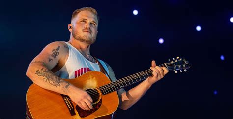 Zach Bryan Reportedly Has A New Girlfriend - Wide Open Country