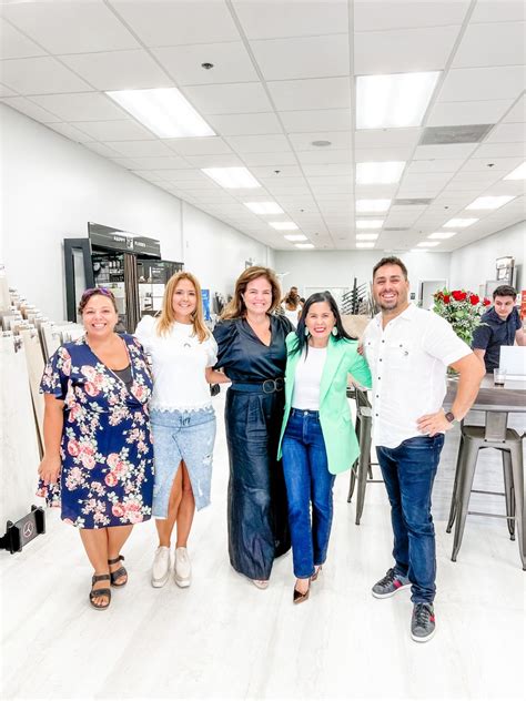 #floridaflooring #floridarealtors #floridarealstate | Dr. Luisa Montoya