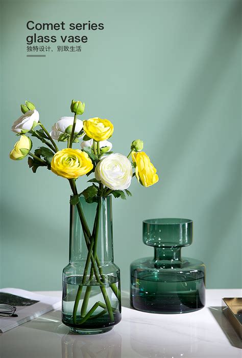 北欧简约绿色玻璃花瓶现代创意插花瓶家居客厅餐桌百合水培花瓶-美间设计