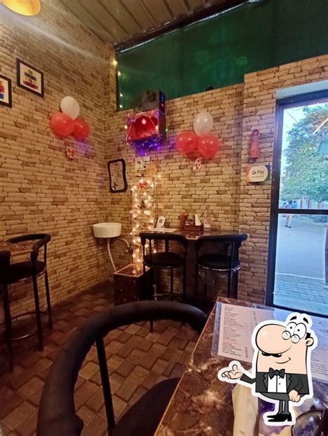 The coriander blend Best restaurant and cafe in Varanasi Best pure veg ...