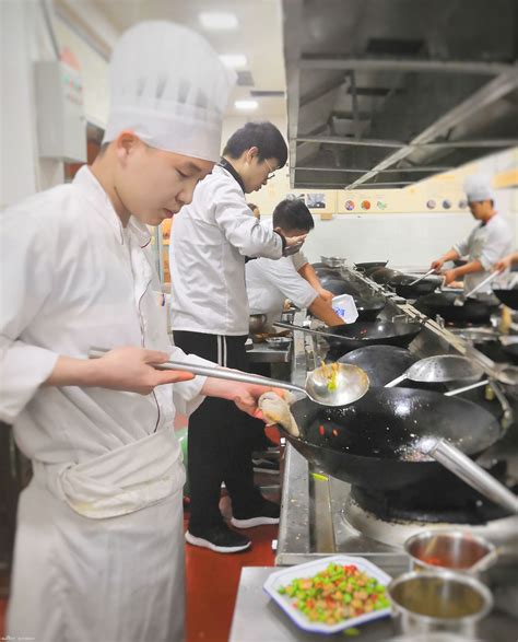 厨师学员-刘斌-重庆市渝中区巴蜀职业培训学校