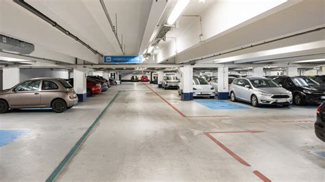 Tivoli Hotel | Parking with video surveillance in Copenhagen