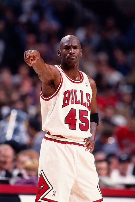 乔丹98年总决赛球衣天价成交：1009.1万美元打破马拉多纳纪录_NBA_爵士_公牛