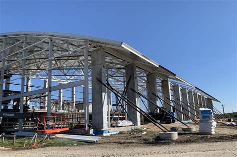Southwest ISD Aquatics Center – Bowstrings Joist at Barrell Vault Roof ...