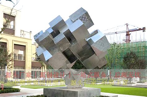 大型不锈钢人物镜面雕塑校园金属雕像城市广场地产地标不锈钢雕塑-阿里巴巴