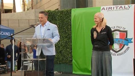 Help floods in for 'angelic' homeless LA subway singer | KTVU FOX 2