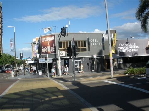 HERBERT HOTEL (Townsville) - Inn Reviews & Photos - Tripadvisor