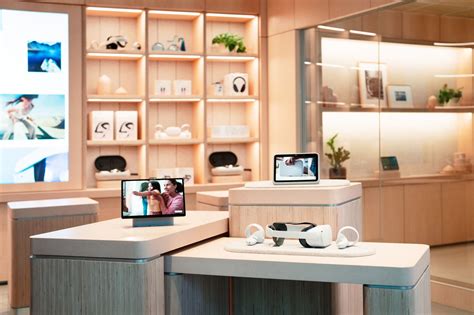 Meta Store Logo 的图像结果