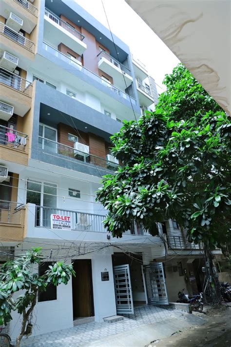 DLF Phase 3 in Sector 24, Gurgaon- Reviews, Photos, Amenities, Price ...