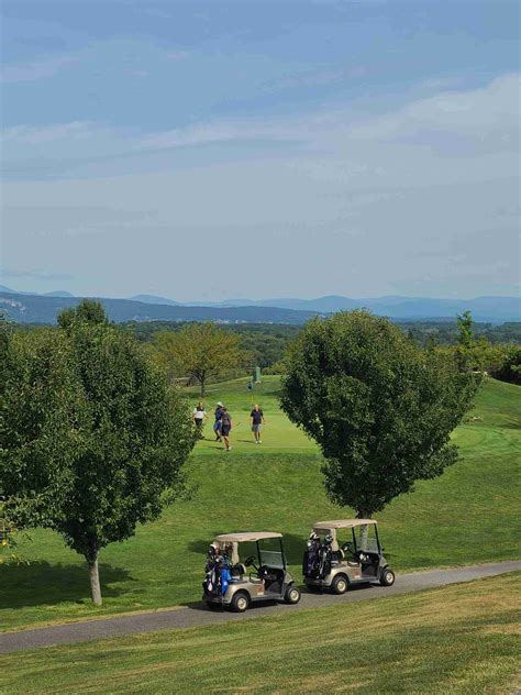 About - Apple Greens Golf Course