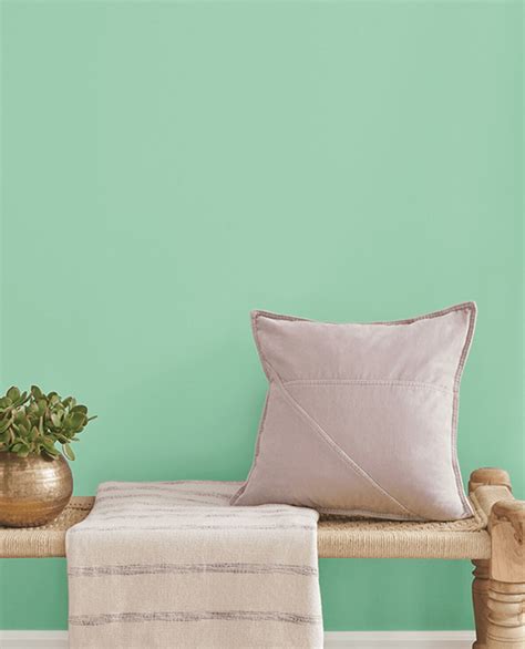 15 Best Light Paint Colors For Dark Rooms