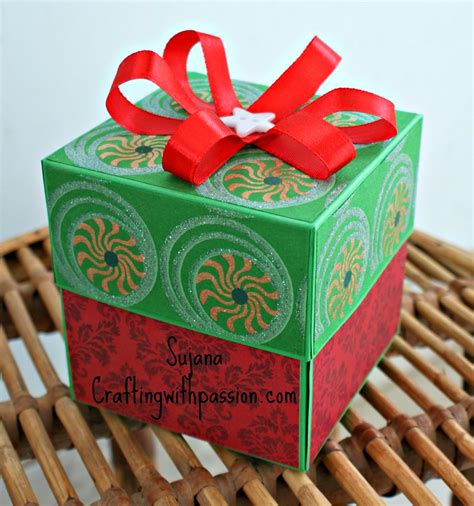 Exploding Christmas Present Video 的图像结果