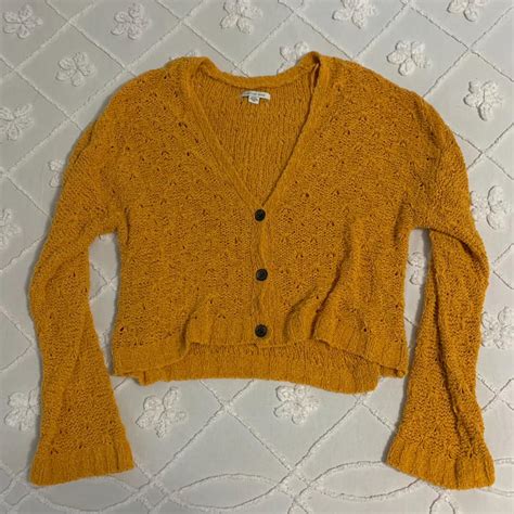 American Eagle Outfitters Women's Yellow Cardigan | Depop