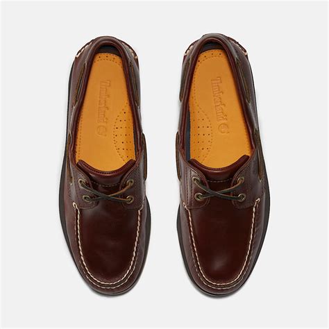 Classic Boat Shoe for Men in Brown