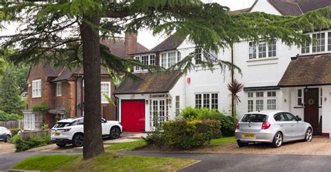 Every home without a driveway affected by new EV charging rule