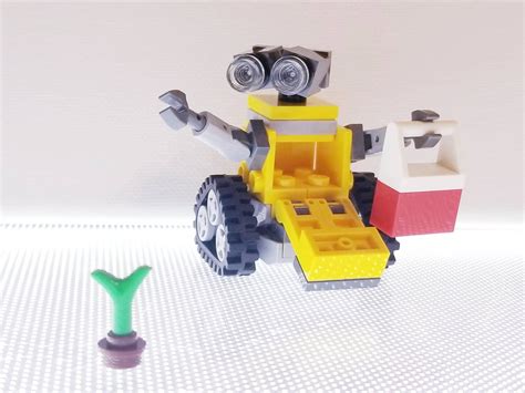 Mini Lego Wall-E at Lynda Tawney blog