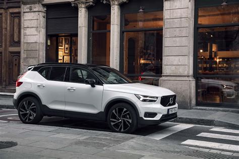 2019 Volvo XC40 first drive review: fountains of hope, and crossover ...